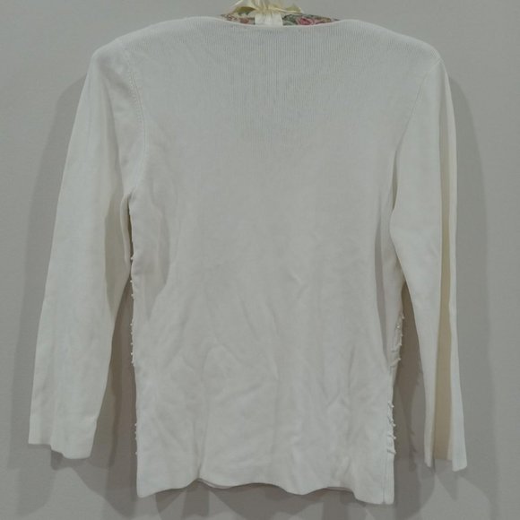 White beaded three-quarter length sleeved top - Picture 3 of 4